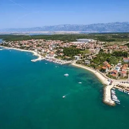 Apartman Tolo *