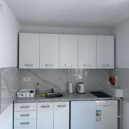Tolo Apartman